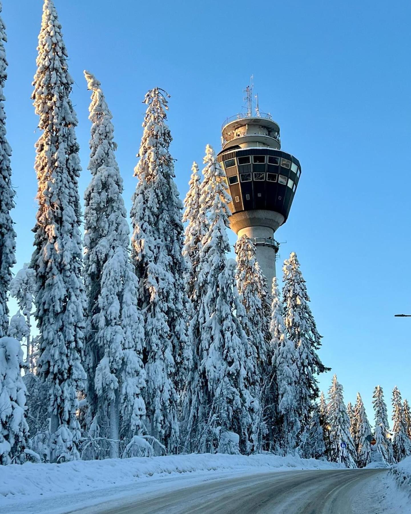 Mukava Saunallinen Kaksio Omalla Sisaeaenkaeynnillae Ja Ilmaisella Autopaikalla Kuopio Exteriör bild